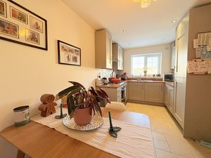 Photo 7- click for photo gallery